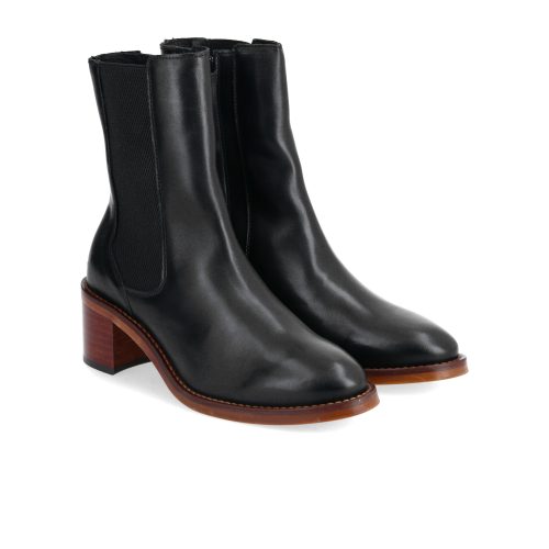 CLAUDIE-CHELSEA-NAPPA-BLACK_01