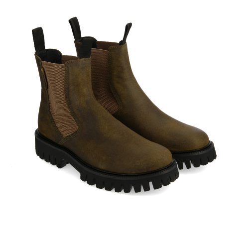 STOMP-CHELSEA-OIL-SUEDE-OLIVE-SOLE-BLACK_01